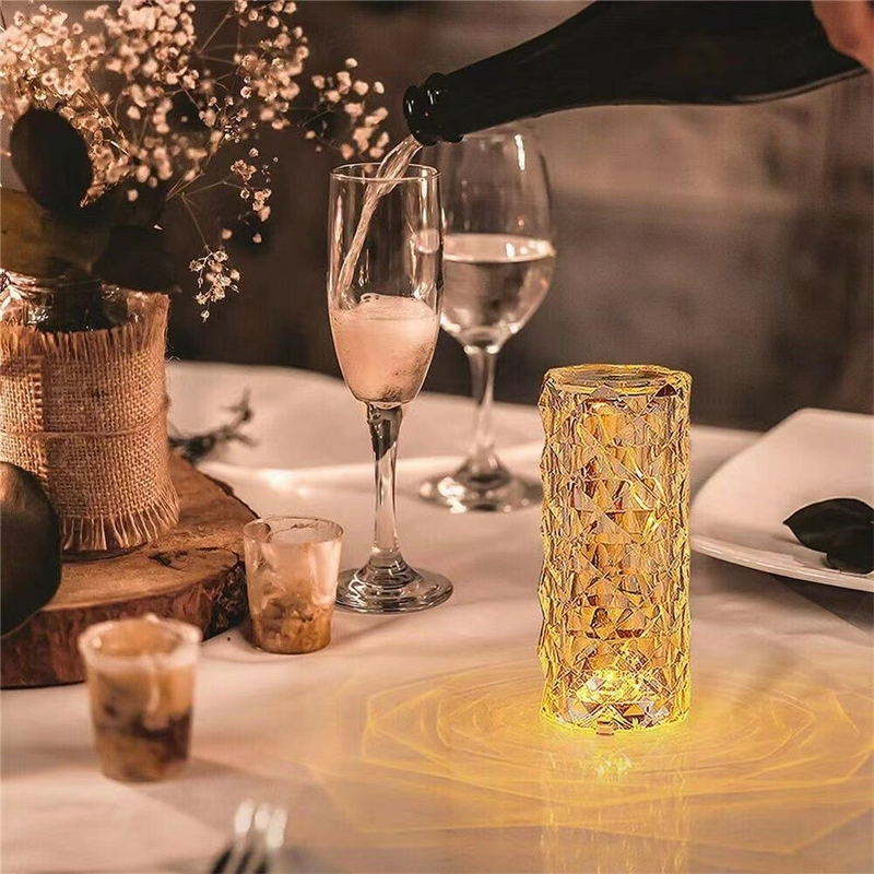 Luminária de mesa de cristal LED com três cores de luz: branco, amarelo e amarelo claro, projetor com interface USB